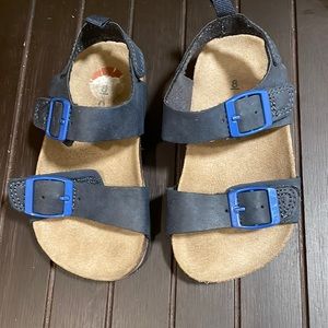 Carter’s sandals